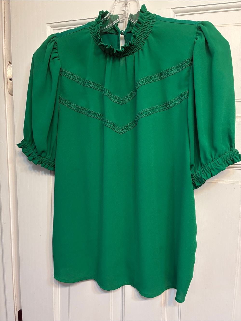LOFT Green Ruffle-Neck Puff Sleeve Blouse